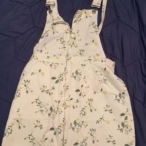 Overall dress